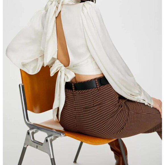 Wilfred Women's 2XS Ivory Avorio Leigh Blouse High Neck Shiny Backless Top $138 - Picture 2 of 10